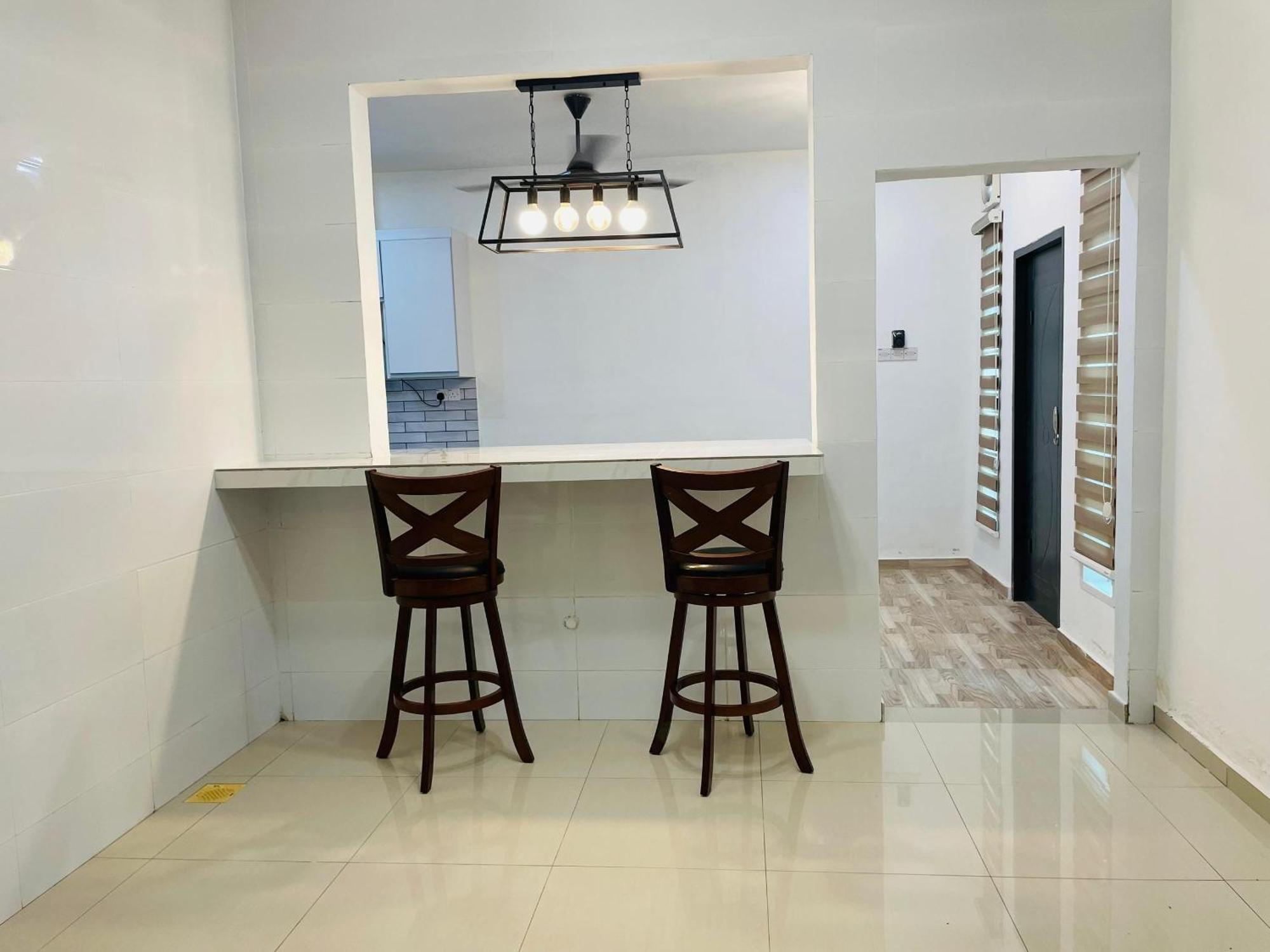 Nazirin Homestay No 27 Tmn Desa Manjung Lumut Eksteriør billede